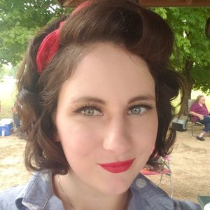 Meet your Posher, Olivia